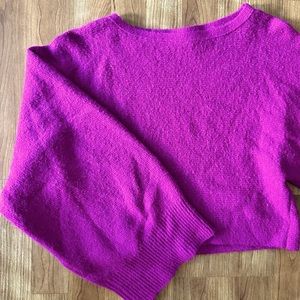 Forever 21 Wide Sleeve Crop Sweater